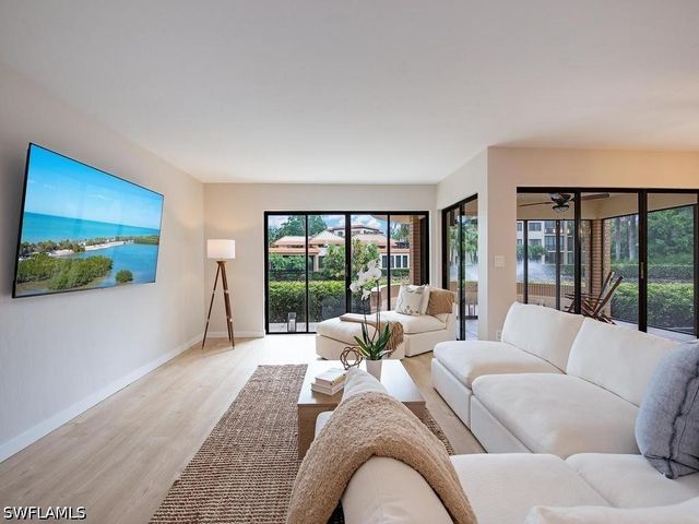 6710 Pelican Bay BLVD 412, Naples, FL 34108