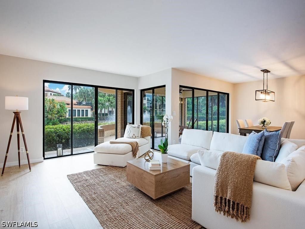 6710 Pelican Bay BLVD 412, Naples, FL 34108