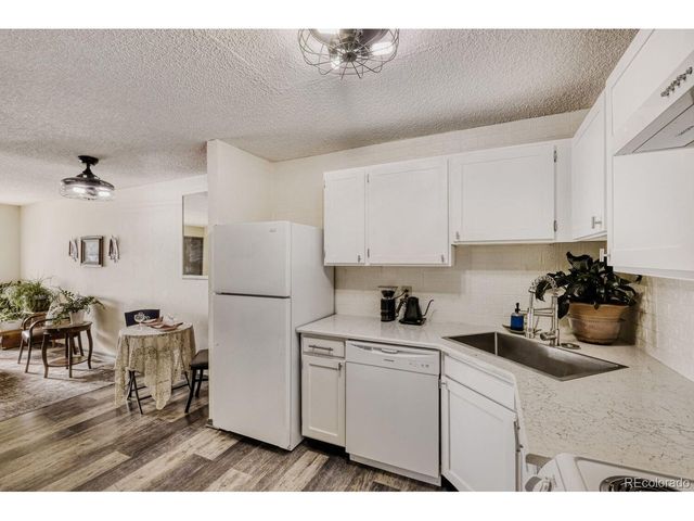 6414 Village Ln, Colorado Springs, CO 80918