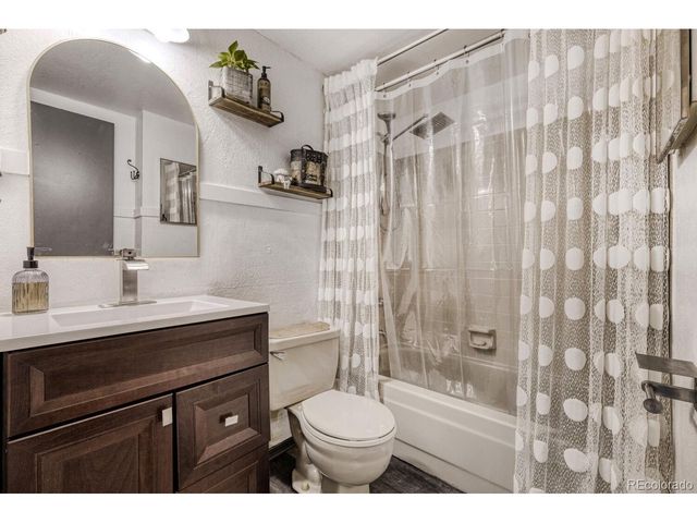 6414 Village Ln, Colorado Springs, CO 80918