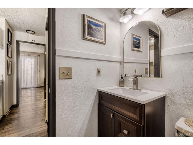 6414 Village Ln, Colorado Springs, CO 80918