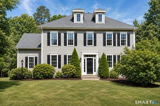 2 Ellsworth Place, Avon, CT 06001