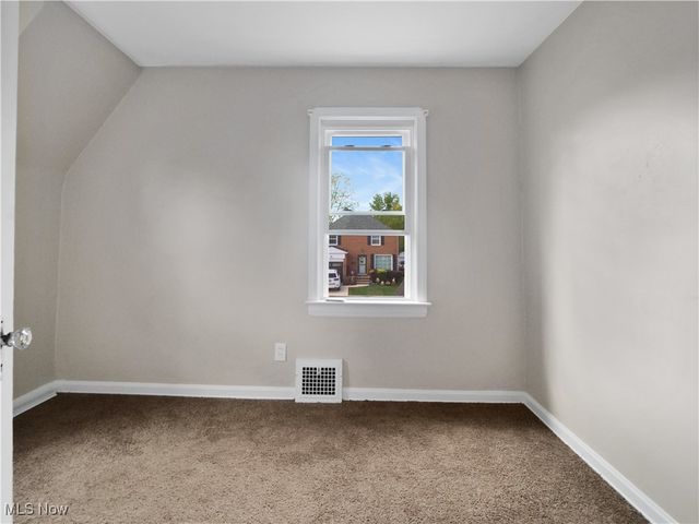 5231 Philip Avenue, Maple Heights, OH 44137