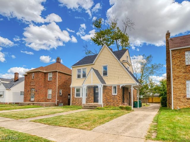 5231 Philip Avenue, Maple Heights, OH 44137