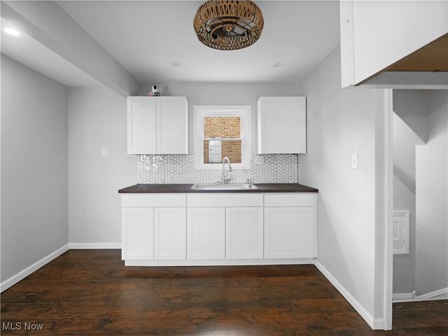 5231 Philip Avenue, Maple Heights, OH 44137