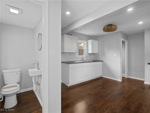 5231 Philip Avenue, Maple Heights, OH 44137