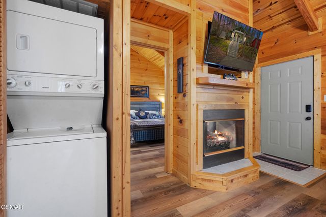 638 Morning Mist Way, Gatlinburg, TN 37738