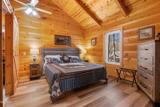 638 Morning Mist Way, Gatlinburg, TN 37738