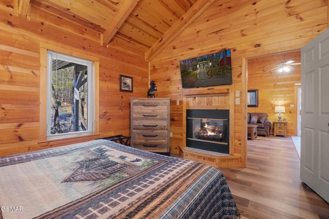 638 Morning Mist Way, Gatlinburg, TN 37738