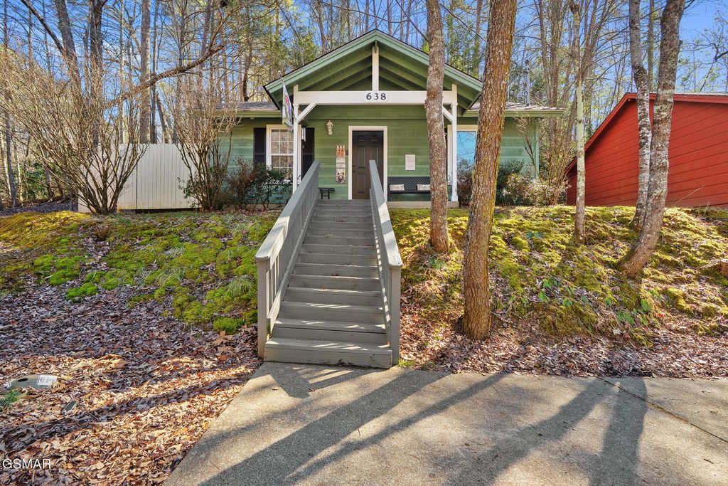 638 Morning Mist Way, Gatlinburg, TN 37738