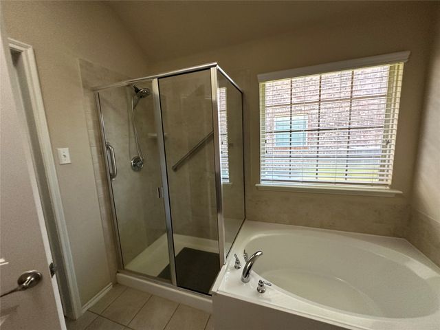 2184 Liriope Lane, Waxahachie, TX 75165