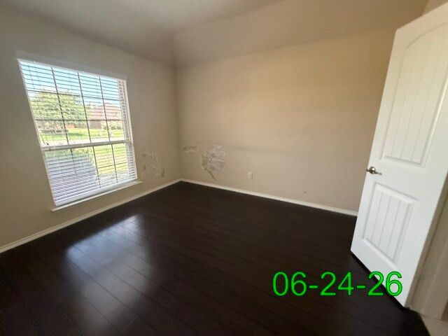 2184 Liriope Lane, Waxahachie, TX 75165