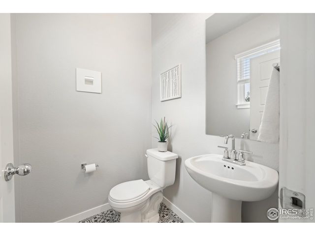 309 Pony Express Trl, Ault, CO 80610