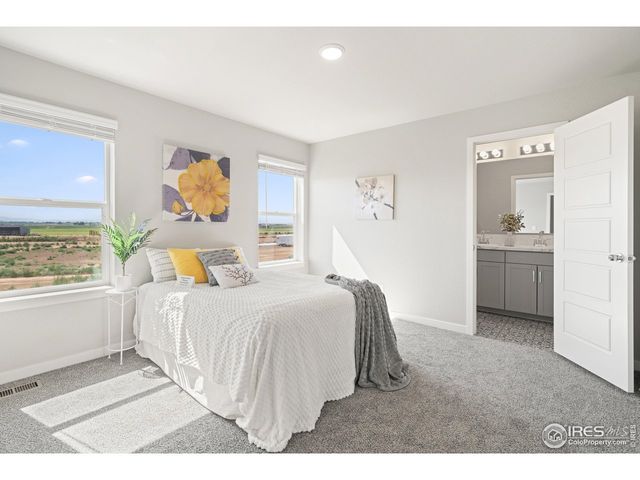 309 Pony Express Trl, Ault, CO 80610