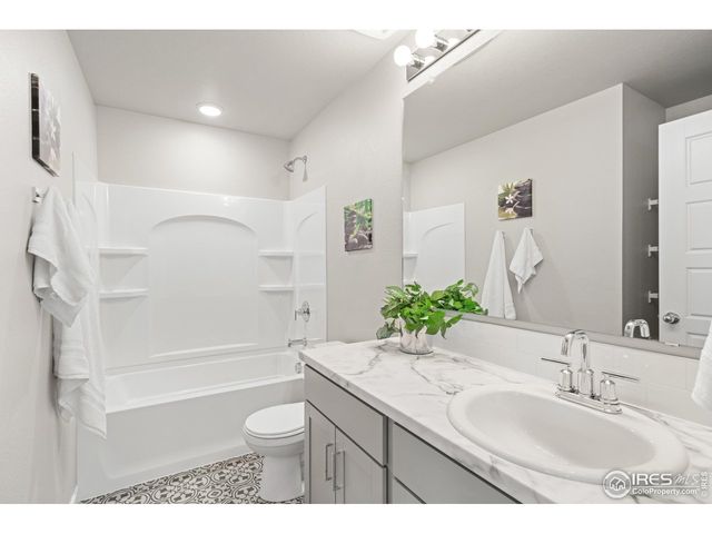 309 Pony Express Trl, Ault, CO 80610