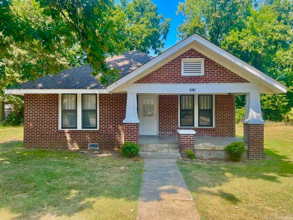 1616 Independence, Conway, AR 72034