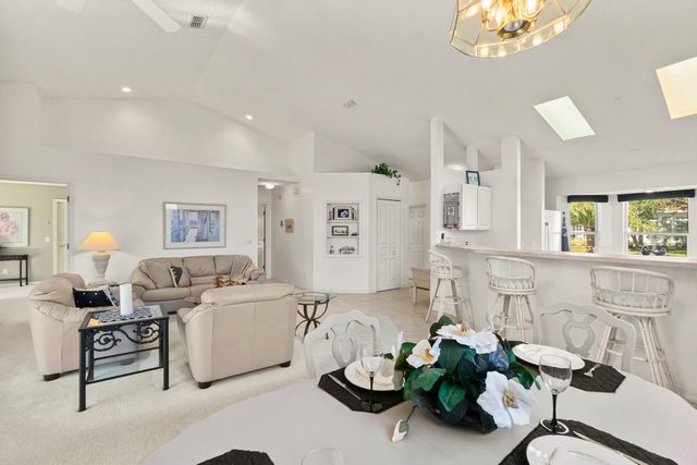 633 Nautical Way, St Augustine, FL 32080