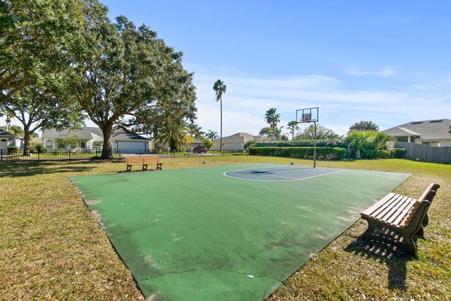 633 Nautical Way, St Augustine, FL 32080