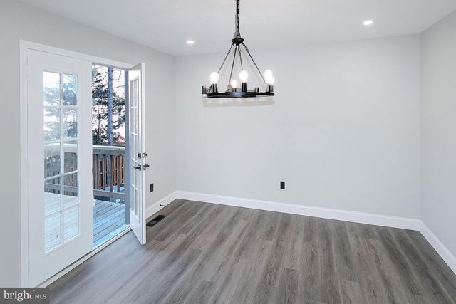 1279 BOND ST, Herndon, VA 20170