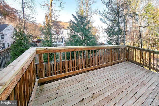 1279 BOND ST, Herndon, VA 20170