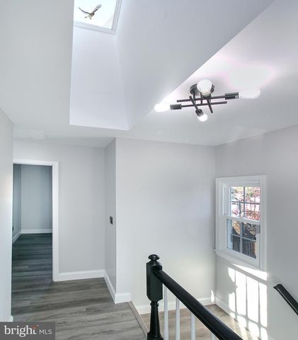 1279 BOND ST, Herndon, VA 20170