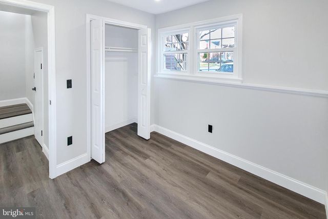 1279 BOND ST, Herndon, VA 20170