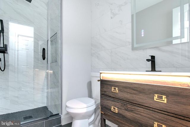 1279 BOND ST, Herndon, VA 20170