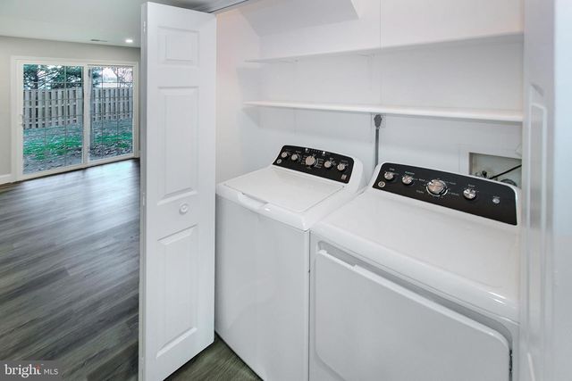 1279 BOND ST, Herndon, VA 20170