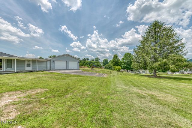 24131 Quintana Street, Bristol, VA 24202