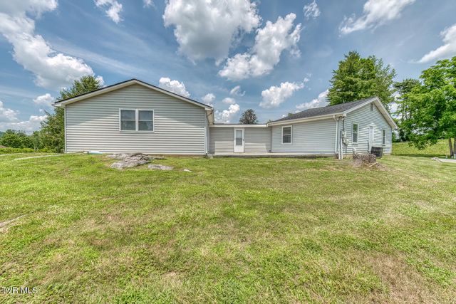 24131 Quintana Street, Bristol, VA 24202