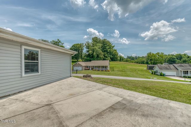 24131 Quintana Street, Bristol, VA 24202