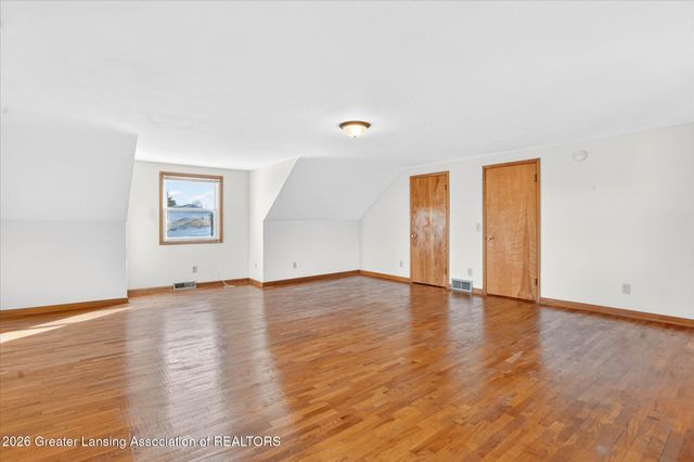 6102 Bradford Lane, Lansing, MI 48917