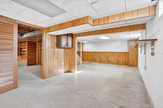 6102 Bradford Lane, Lansing, MI 48917