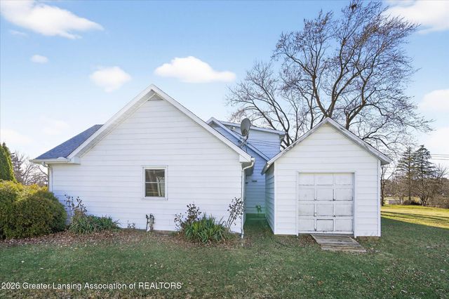 6102 Bradford Lane, Lansing, MI 48917