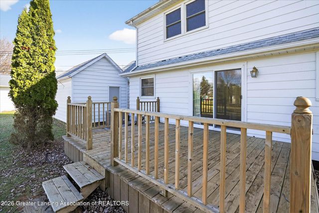 6102 Bradford Lane, Lansing, MI 48917