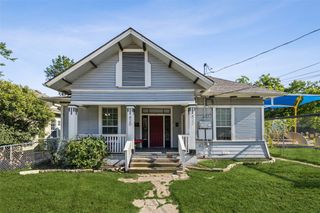 820 W 10th Street, Dallas, TX 75208