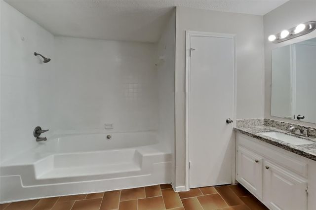 4474 W Cypress Villas Drive, Spring, TX 77379