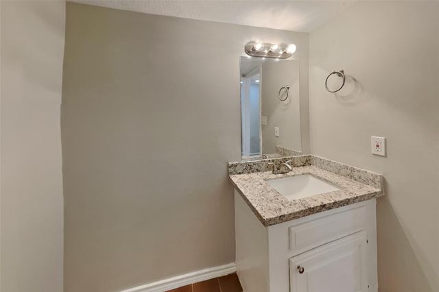 4474 W Cypress Villas Drive, Spring, TX 77379