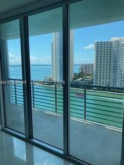 335 S Biscayne Blvd 1805, Miami, FL 33131