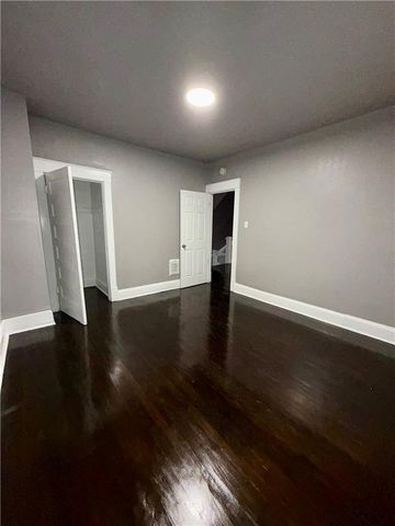 1116 Askew Avenue, Kansas City, MO 64127