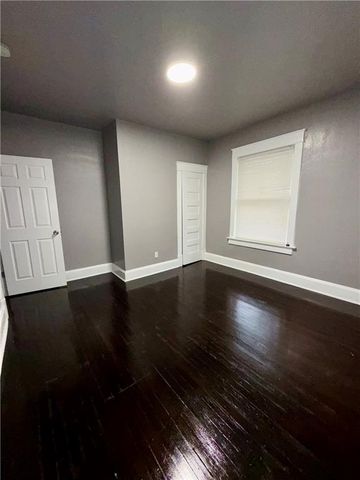 1116 Askew Avenue, Kansas City, MO 64127