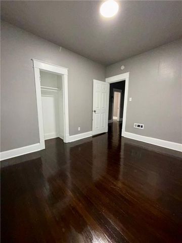 1116 Askew Avenue, Kansas City, MO 64127