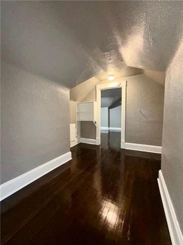 1116 Askew Avenue, Kansas City, MO 64127