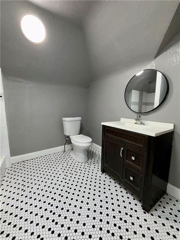 1116 Askew Avenue, Kansas City, MO 64127