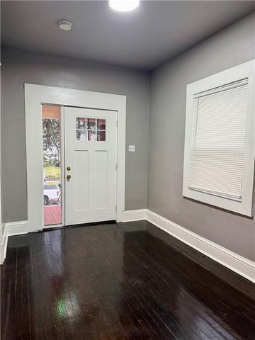 1116 Askew Avenue, Kansas City, MO 64127