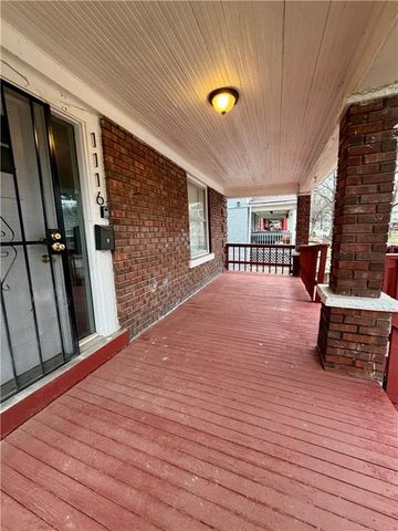 1116 Askew Avenue, Kansas City, MO 64127