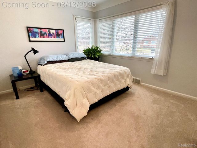 6401 Shenandoah Avenue, Allen Park, MI 48101