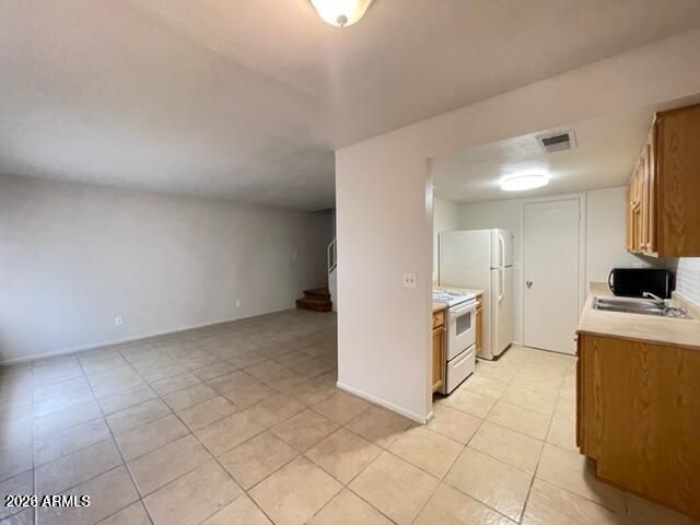 4714 E PUEBLO Avenue, Phoenix, AZ 85040