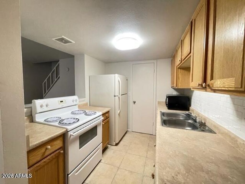 Image 1 of property listing at 4714 E PUEBLO Avenue, Phoenix, AZ 85040