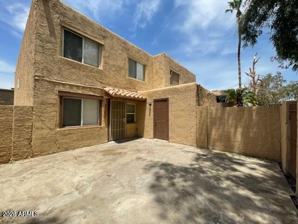 Image 3 of property listing at 4714 E PUEBLO Avenue, Phoenix, AZ 85040